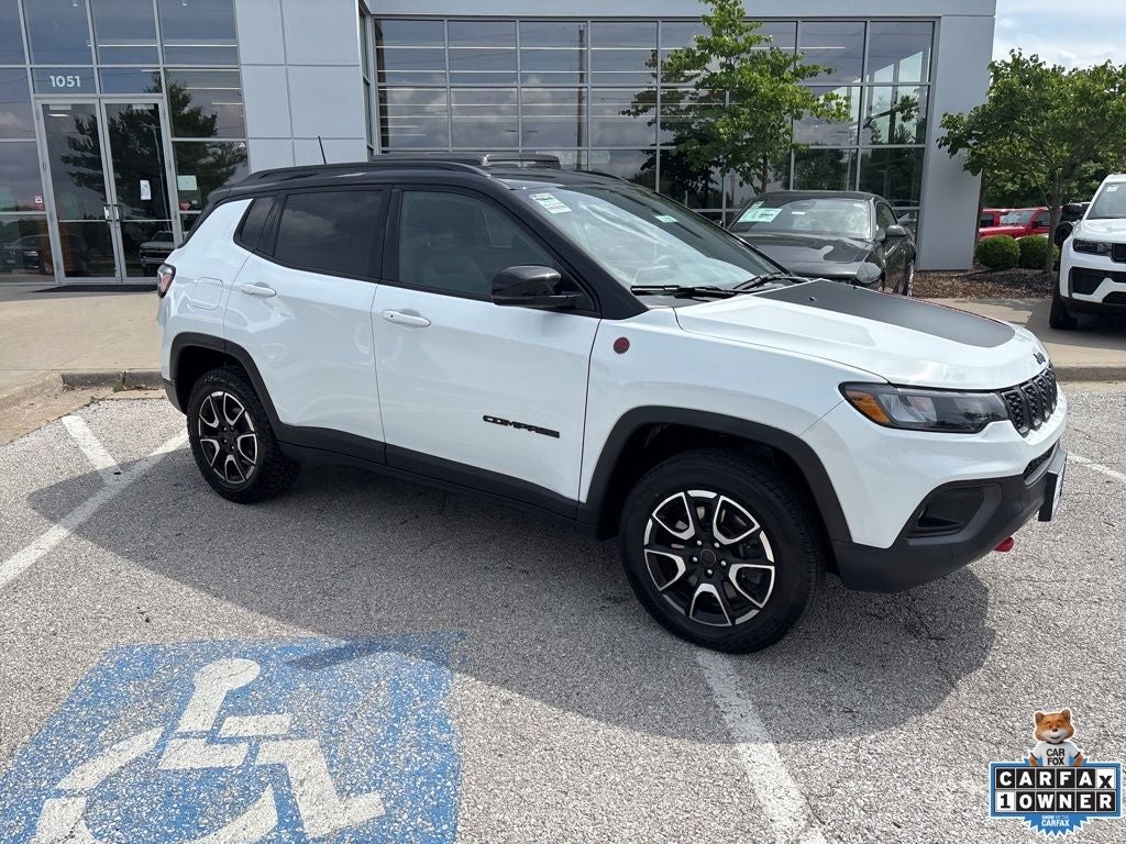 2025 Jeep Compass Trailhawk