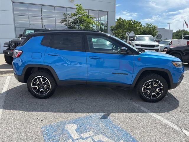 2025 Jeep Compass Trailhawk 4x4