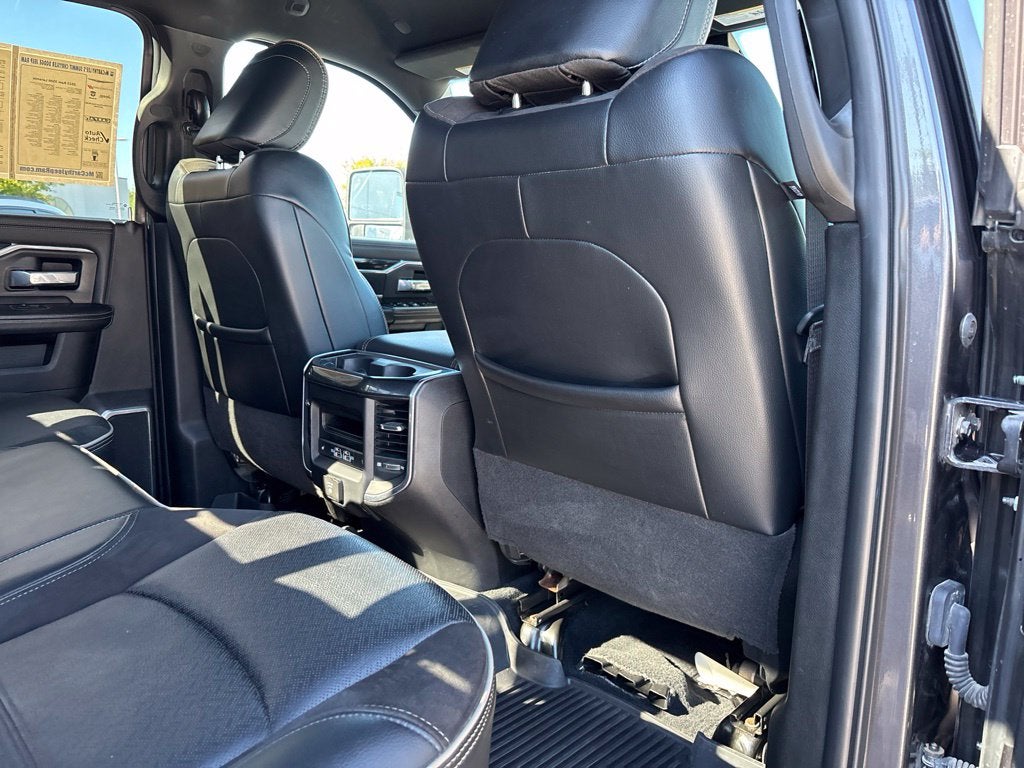 2023 RAM 3500 Laramie Crew Cab 4x4 8' Box