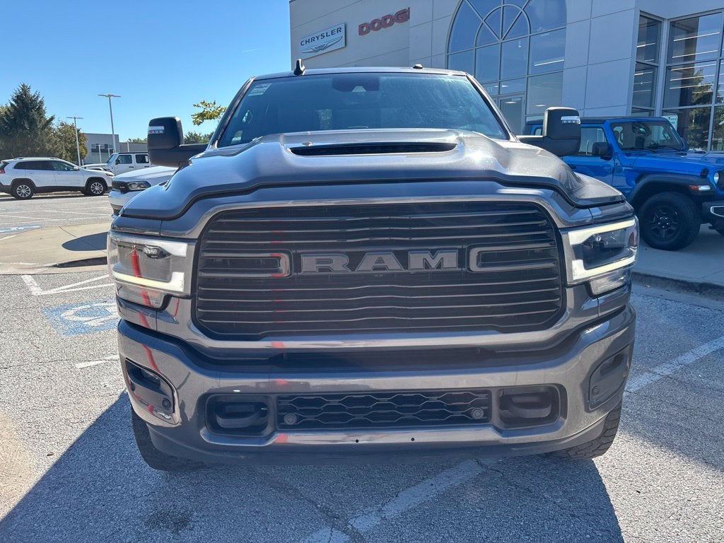 2023 RAM 3500 Laramie Crew Cab 4x4 8' Box