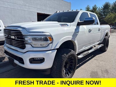 2022 RAM 2500 Laramie Crew Cab 4x4 6'4' Box