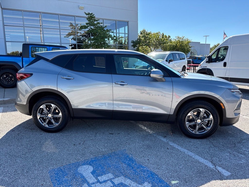 2025 Chevrolet Blazer FWD 2LT