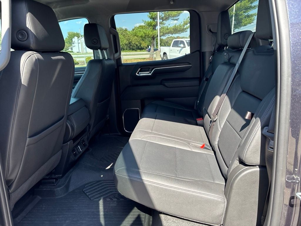 2024 GMC Sierra 1500 4WD Crew Cab Short Box SLT