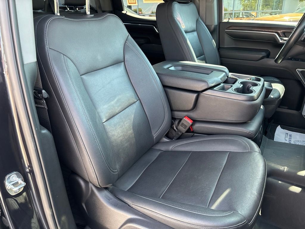 2024 GMC Sierra 1500 4WD Crew Cab Short Box SLT