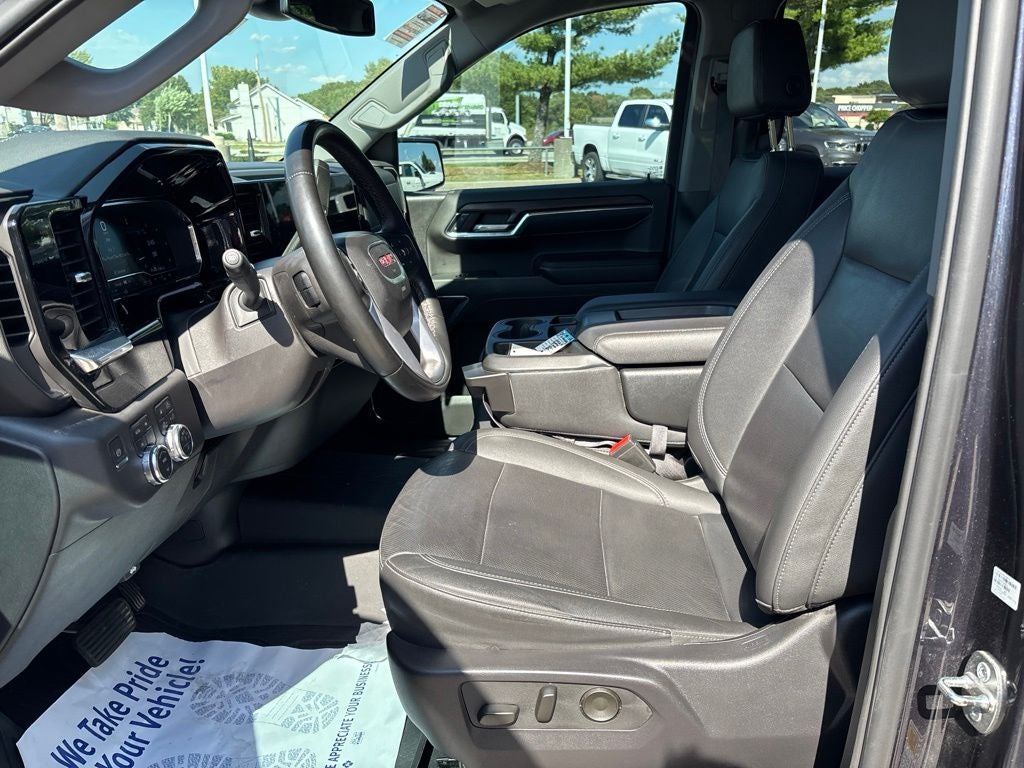 2024 GMC Sierra 1500 4WD Crew Cab Short Box SLT