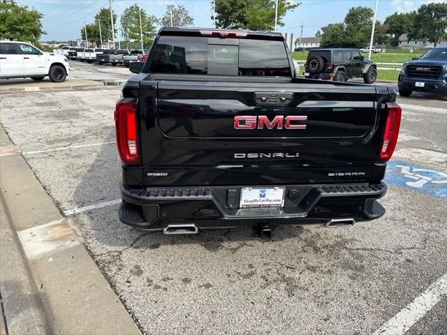 2023 GMC Sierra 1500 4WD Crew Cab Short Box Denali