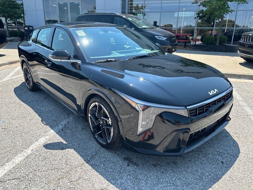 Used 2025 Kia K4 GT-Line with VIN 3KPFW4DE7SE219585 for sale in Kansas City