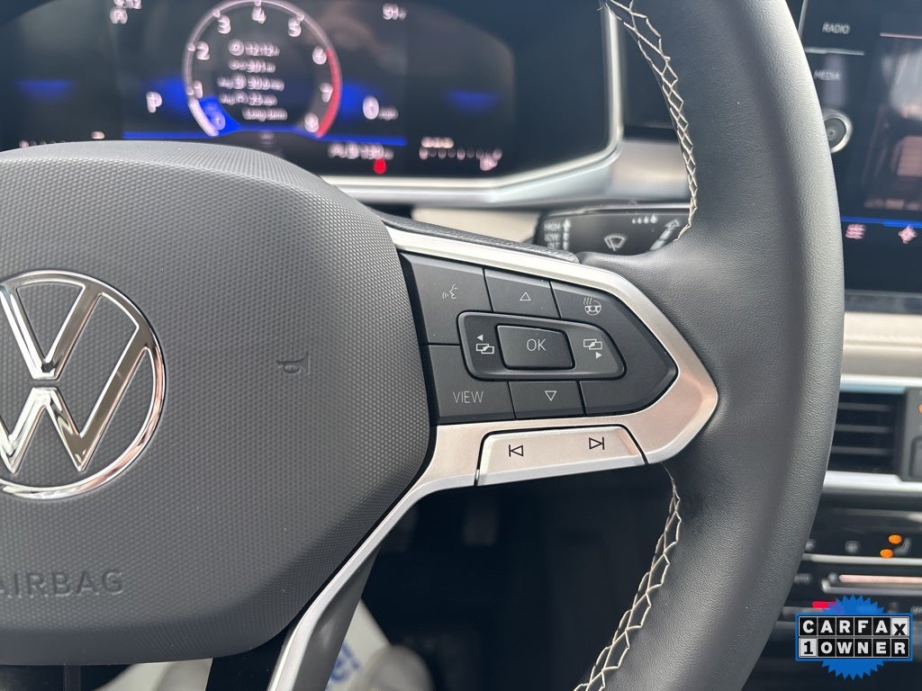 2025 Volkswagen Taos 1.5T SE