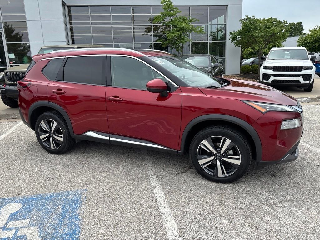 2023 Nissan Rogue SL