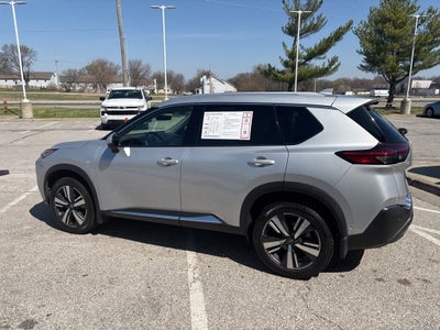 2022 Nissan Rogue SL