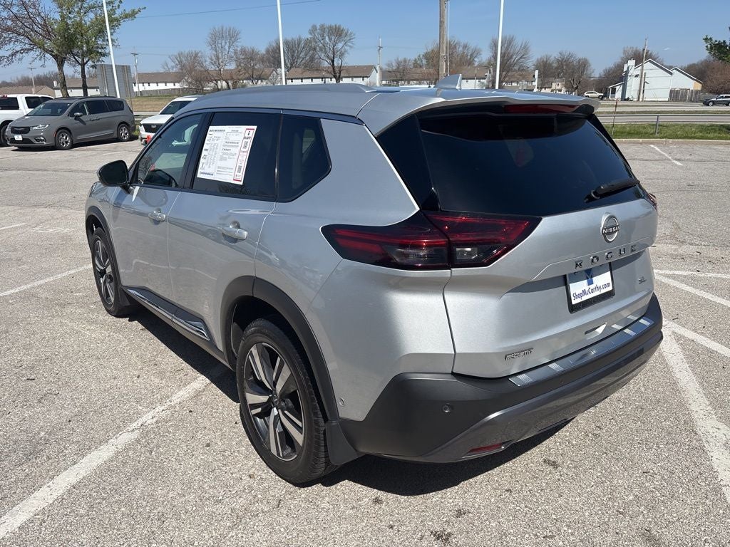 2022 Nissan Rogue SL