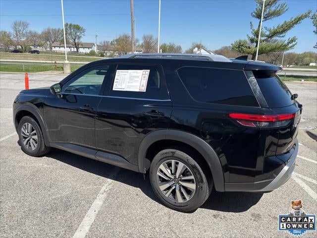 2025 Nissan Pathfinder SL FWD
