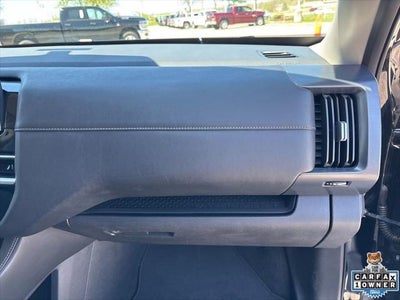 2025 Nissan Pathfinder SL FWD