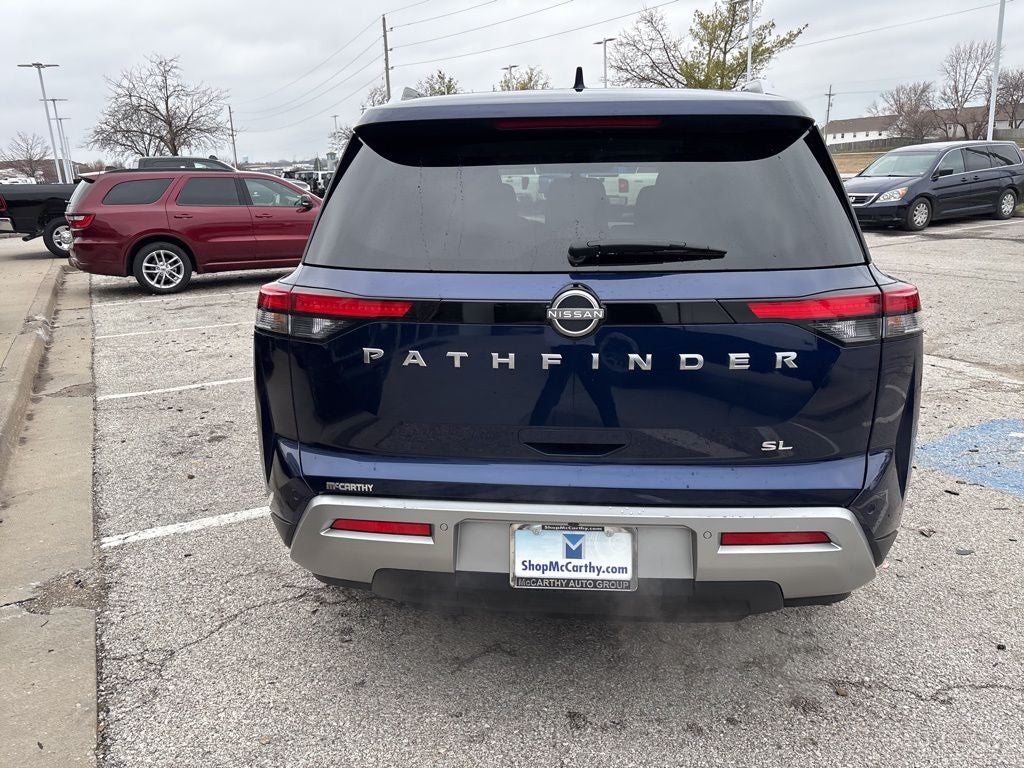 2025 Nissan Pathfinder SL