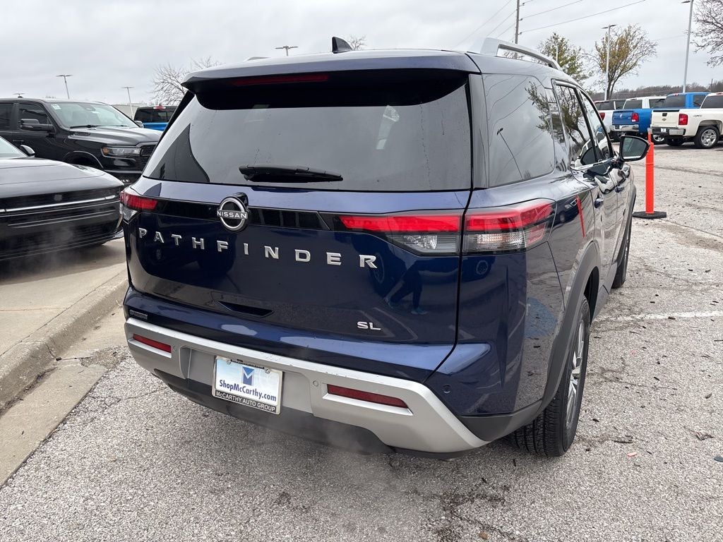 2025 Nissan Pathfinder SL