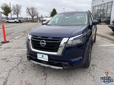 2025 Nissan Pathfinder SL FWD