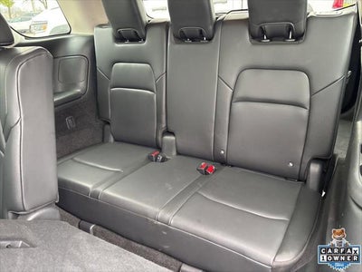 2025 Nissan Pathfinder SL FWD