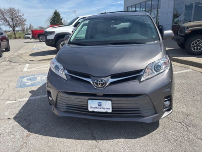 2018 Toyota Sienna XLE Premium 7 Passenger