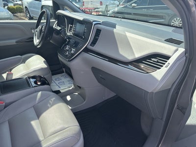 2018 Toyota Sienna XLE Premium 7 Passenger