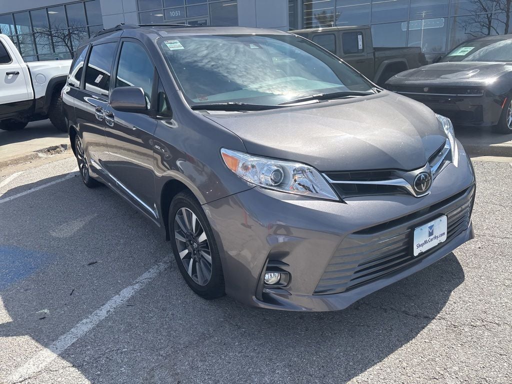 2018 Toyota Sienna XLE Premium 7 Passenger