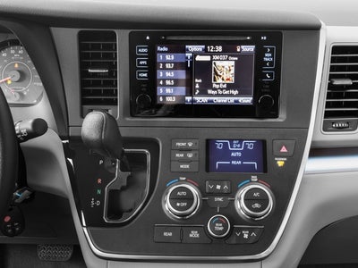 2017 Toyota Sienna LE 8 Passenger