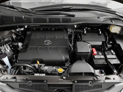 2017 Toyota Sienna LE 8 Passenger