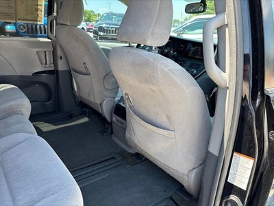 2017 Toyota Sienna LE 8 Passenger