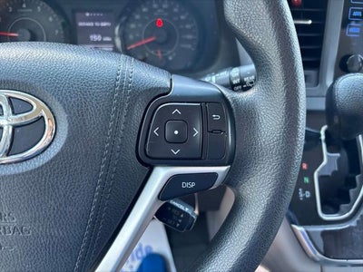 2017 Toyota Sienna LE 8 Passenger