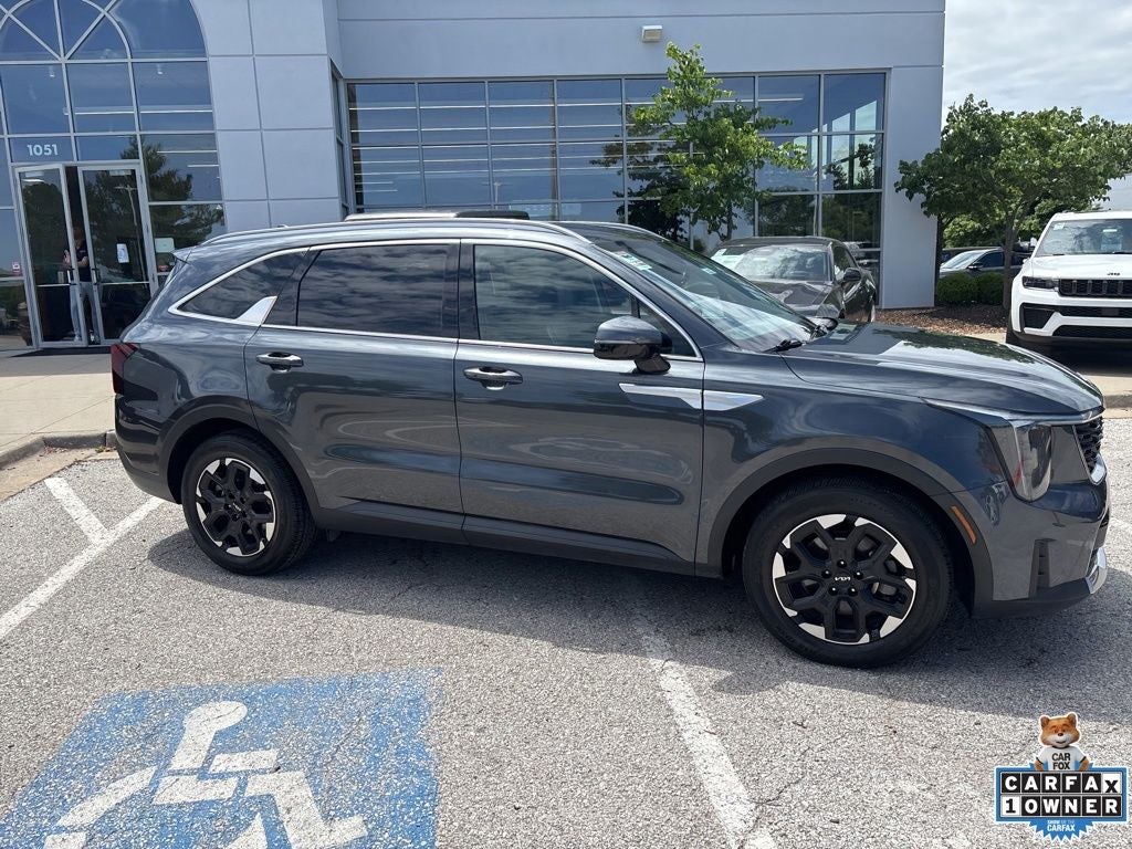 2024 Kia Sorento S