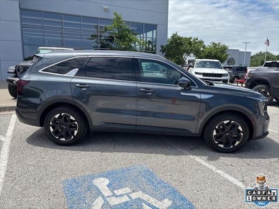 2024 Kia Sorento S