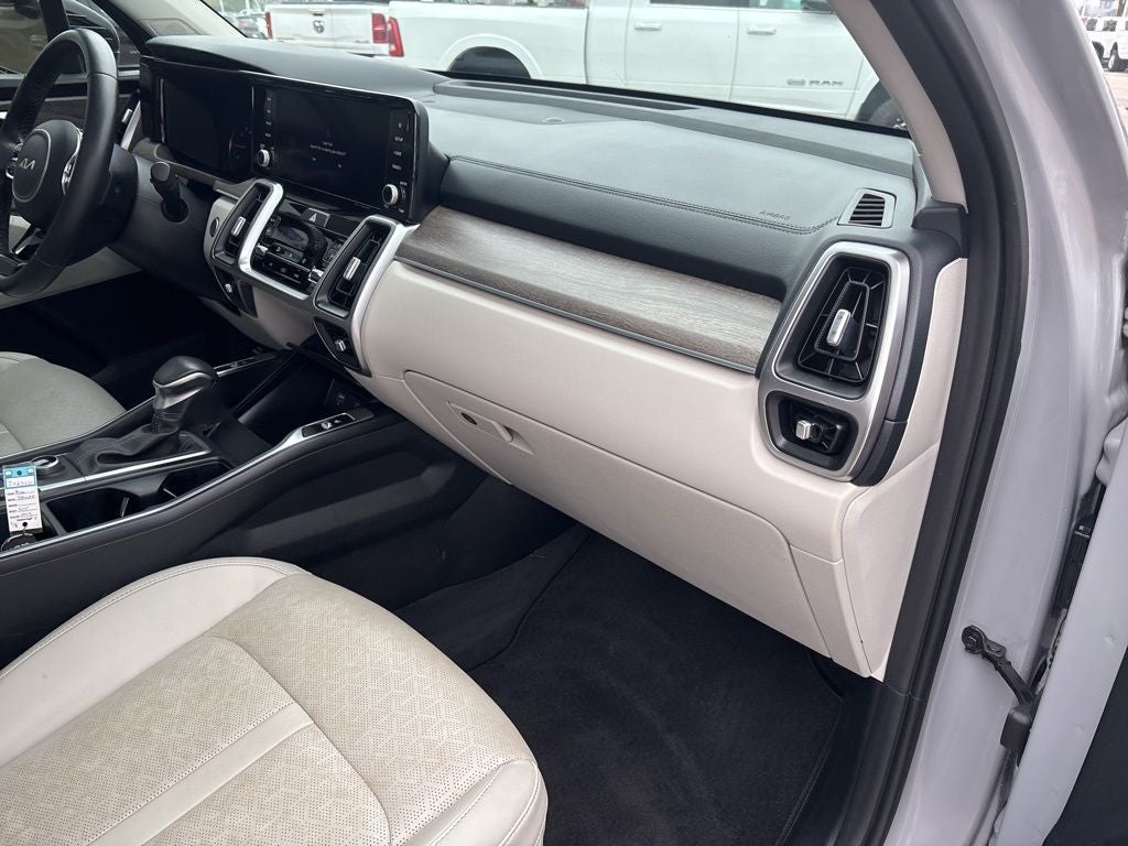 2022 Kia Sorento S