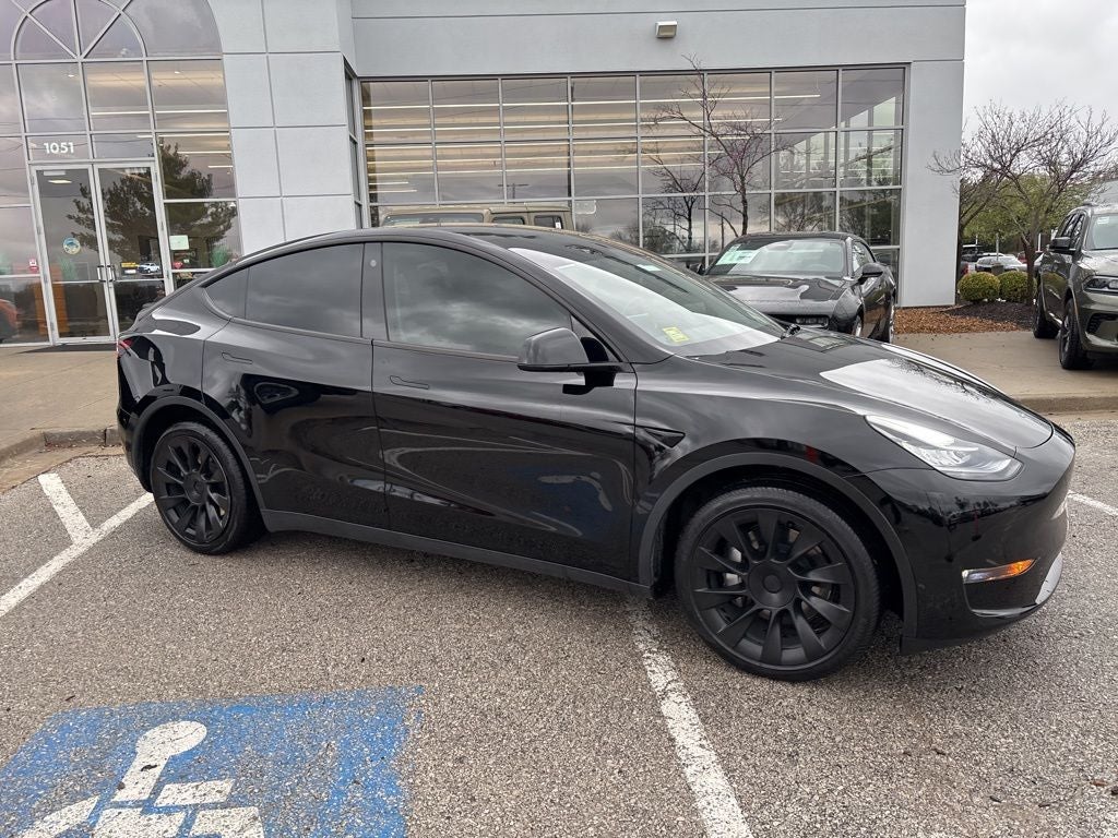 2023 Tesla Model Y Long Range