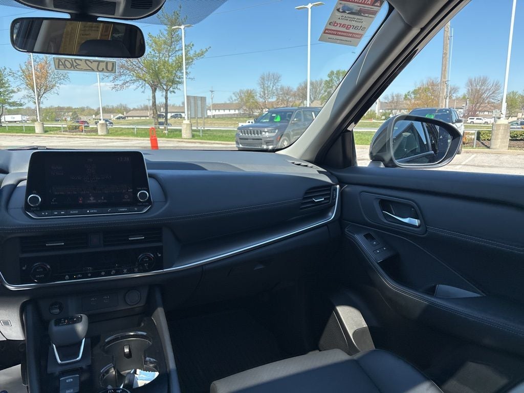 2024 Nissan Rogue SV Premium