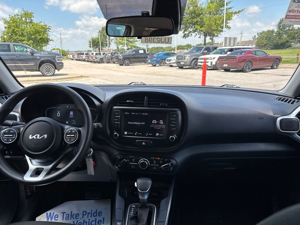 2024 Kia Soul LX
