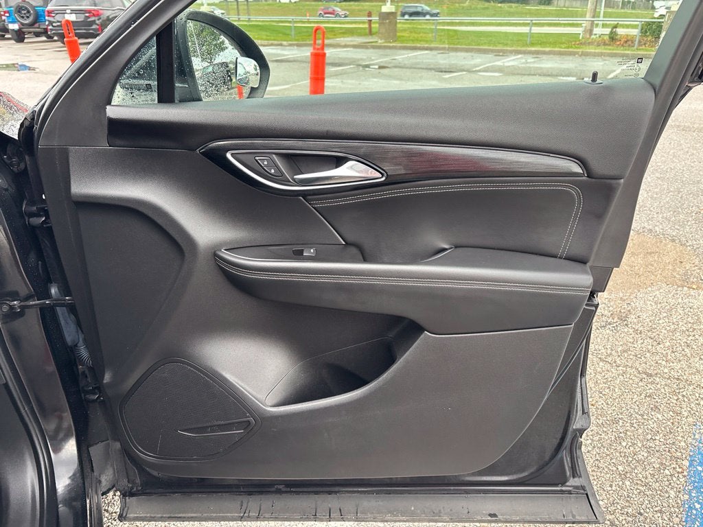 2023 Buick Envision Essence FWD