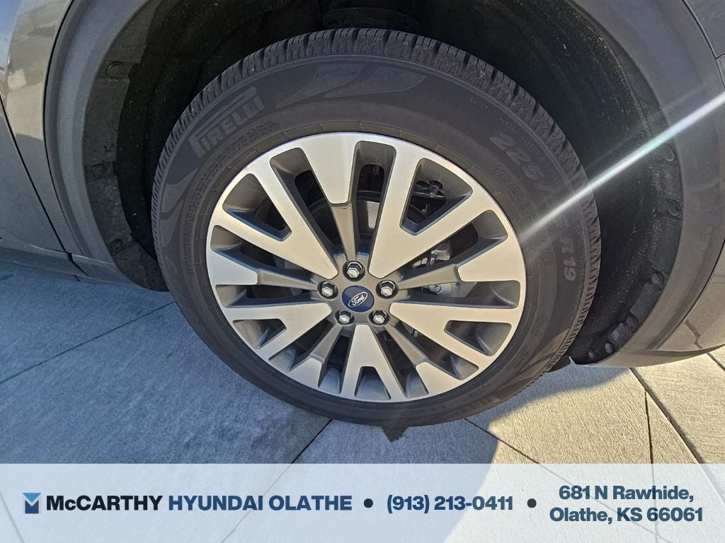 2020 Ford Escape Titanium Hybrid