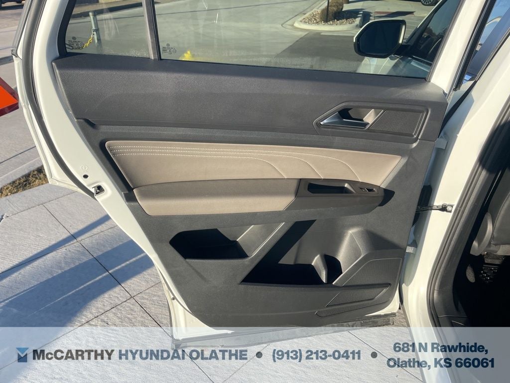 2022 Volkswagen Atlas Cross Sport 2.0T SE