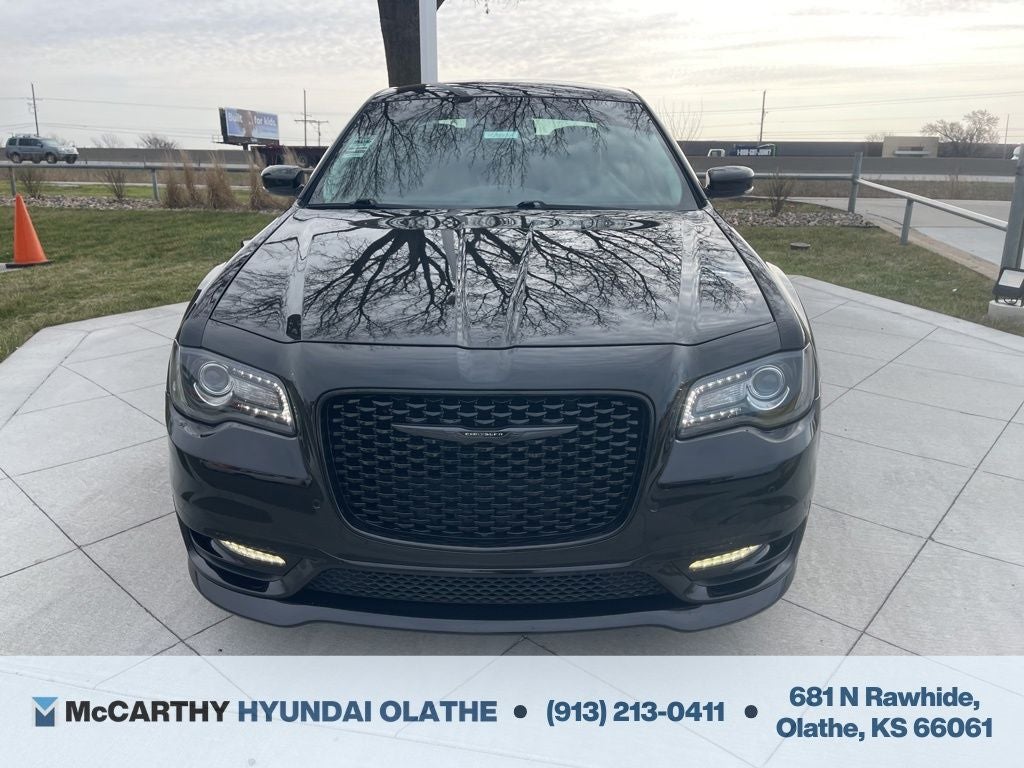 2022 Chrysler 300 Touring