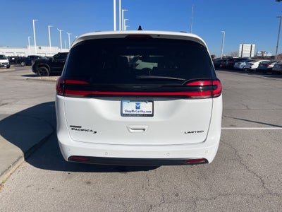 2025 Chrysler Pacifica Limited