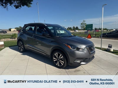2020 Nissan Kicks SR