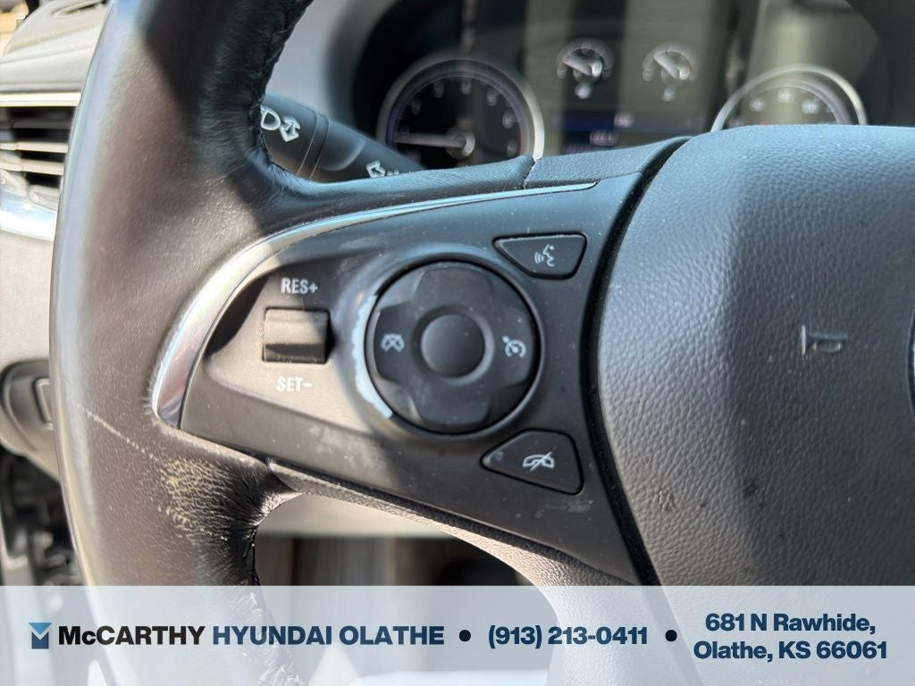 2021 Buick Enclave Essence