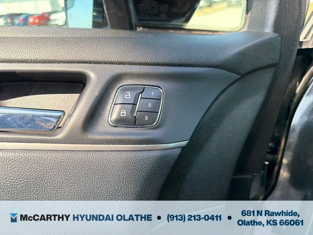 2015 Lincoln MKC Base