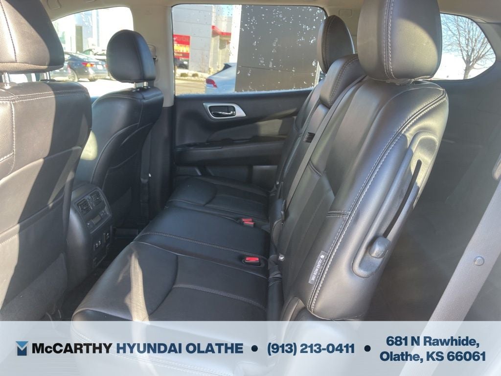 2019 Nissan Pathfinder SL