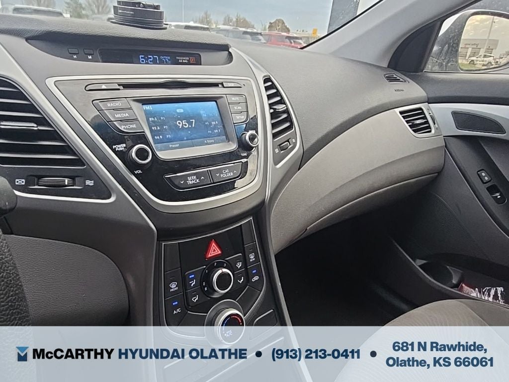 2015 Hyundai Elantra SE