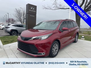 2021 Toyota Sienna XLE 7 Passenger