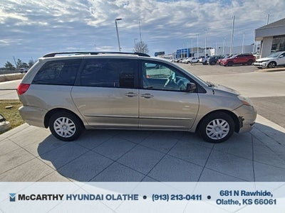2008 Toyota Sienna LE