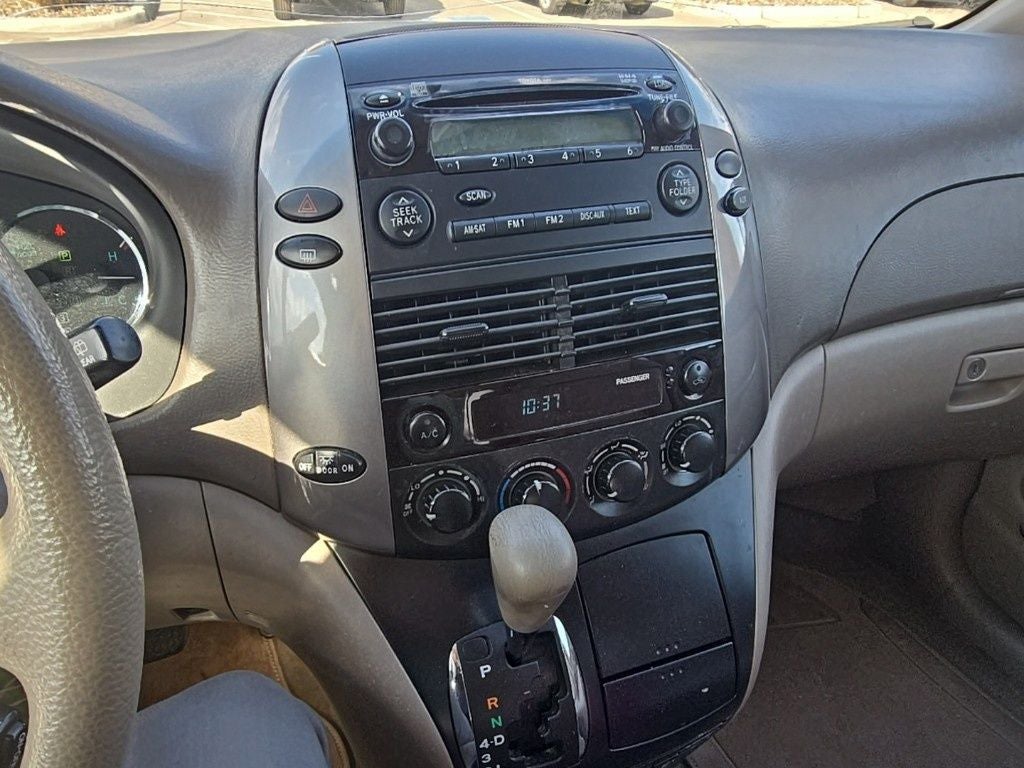 2008 Toyota Sienna LE