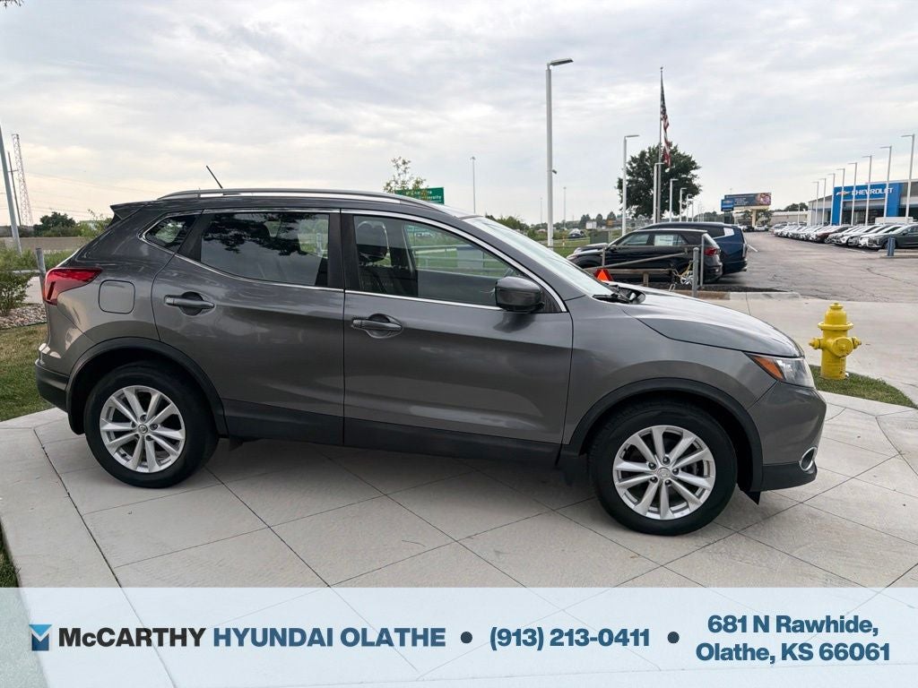 2017 Nissan Rogue Sport SV