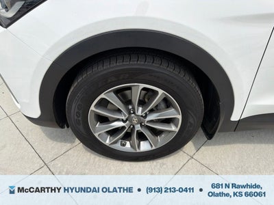 2018 Hyundai Santa Fe SE