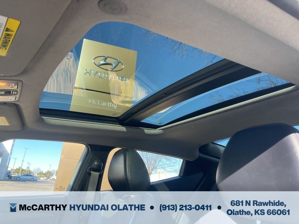 2013 Hyundai Veloster Base w/Black